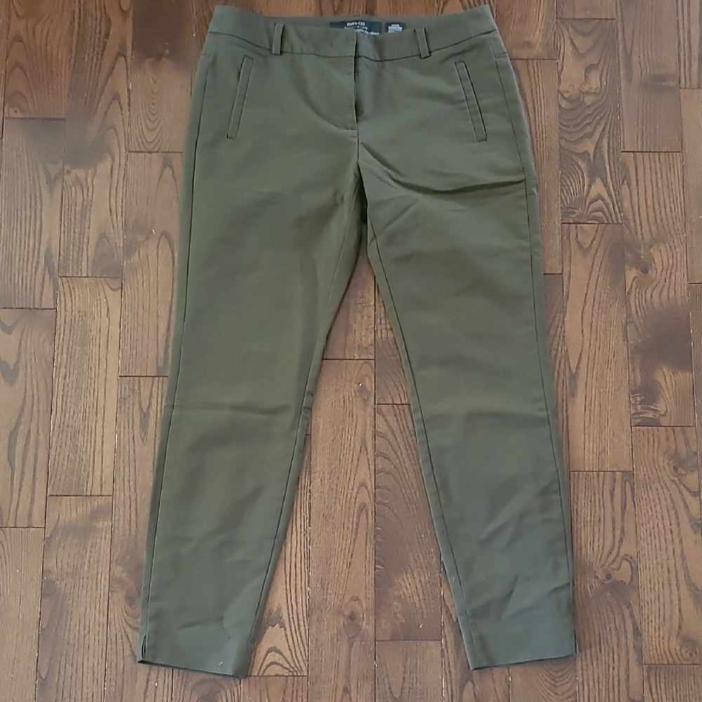 RW & Co Olive Green Trousers 3/4 Pants Women's Size 6